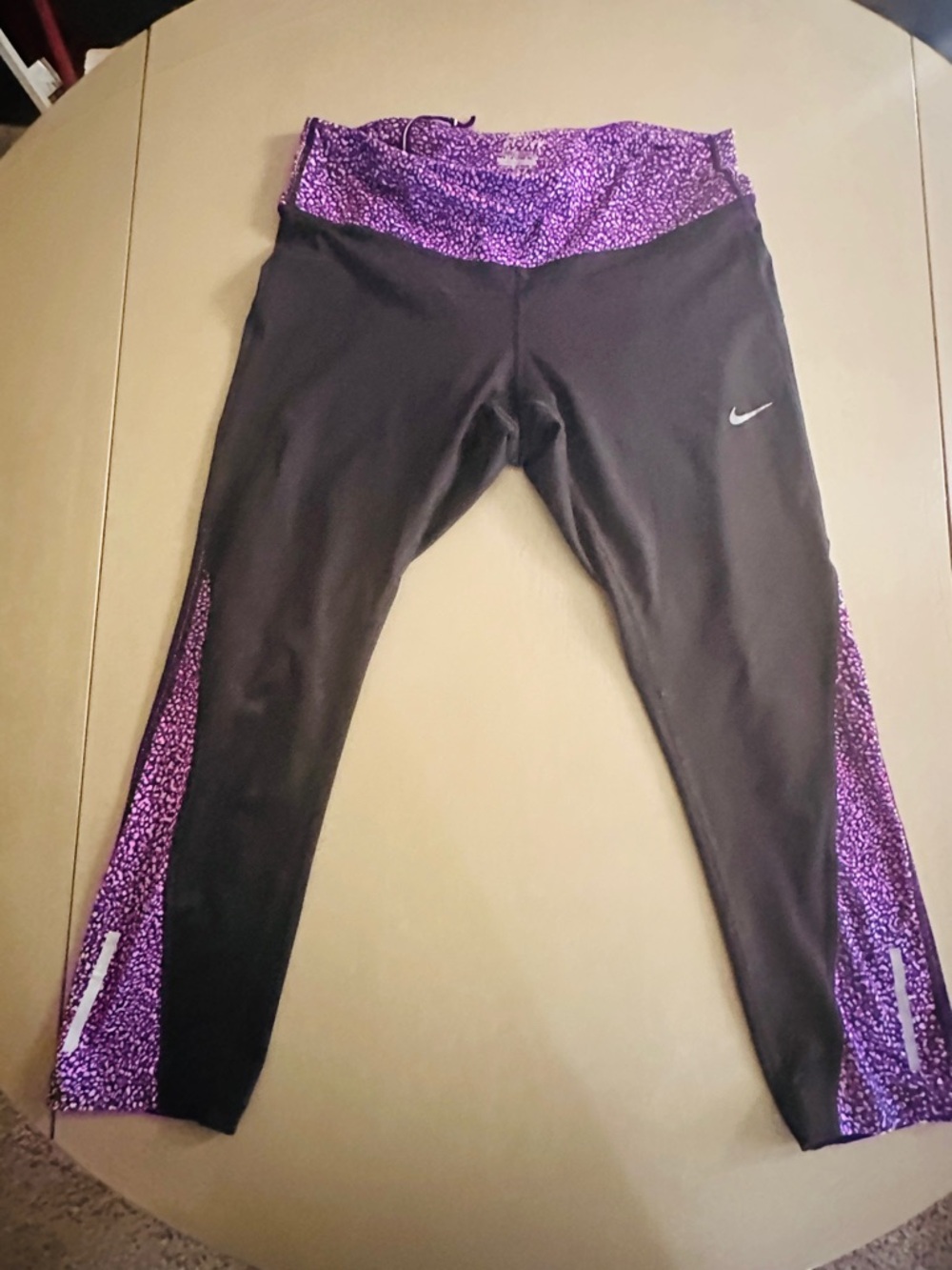 Nike Purple and Pink Leopard-Print Dri-FIT Leggings Medium